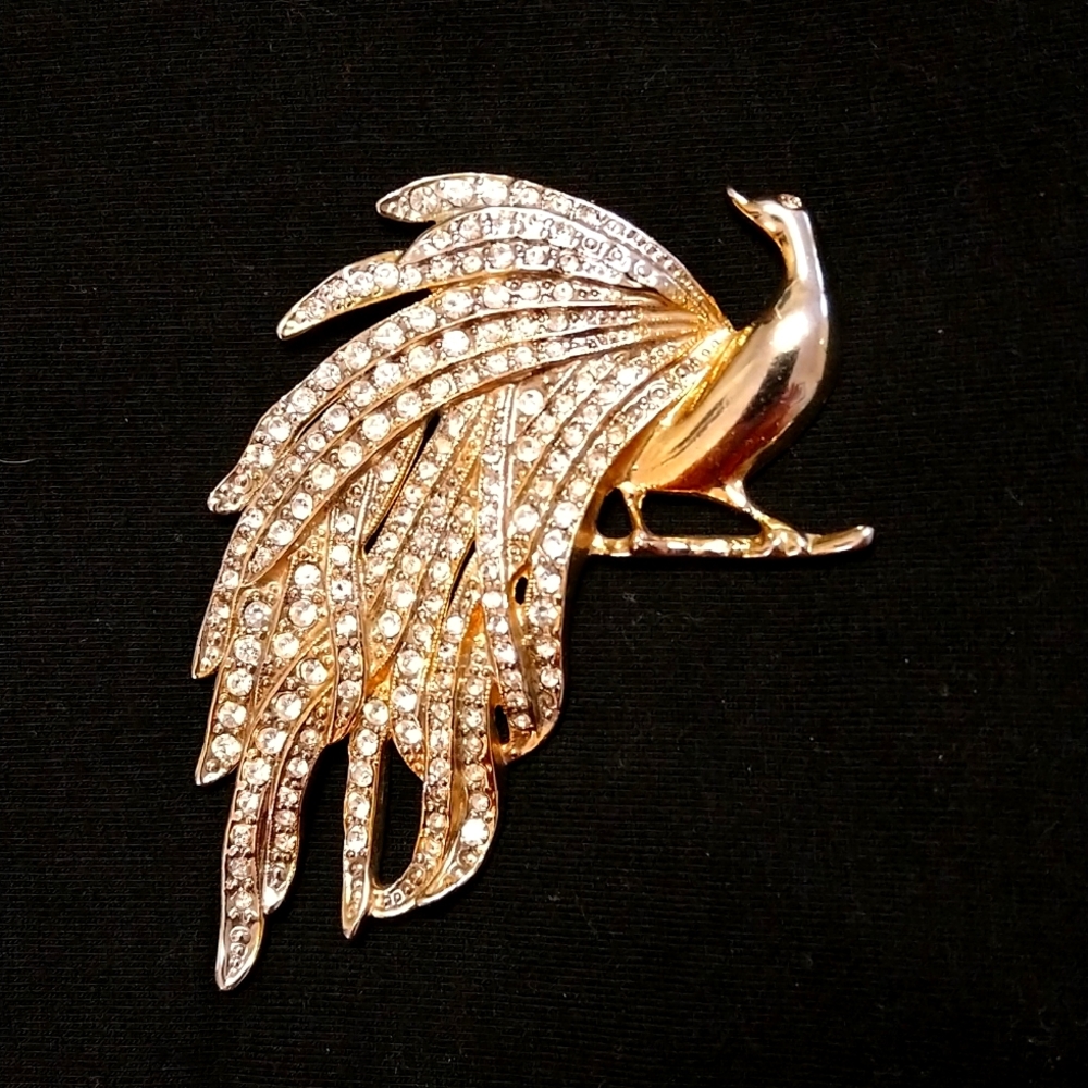 Large Vintage Gold-Plated Peacock Brooch with Rhinestone-Encrusted Tail
